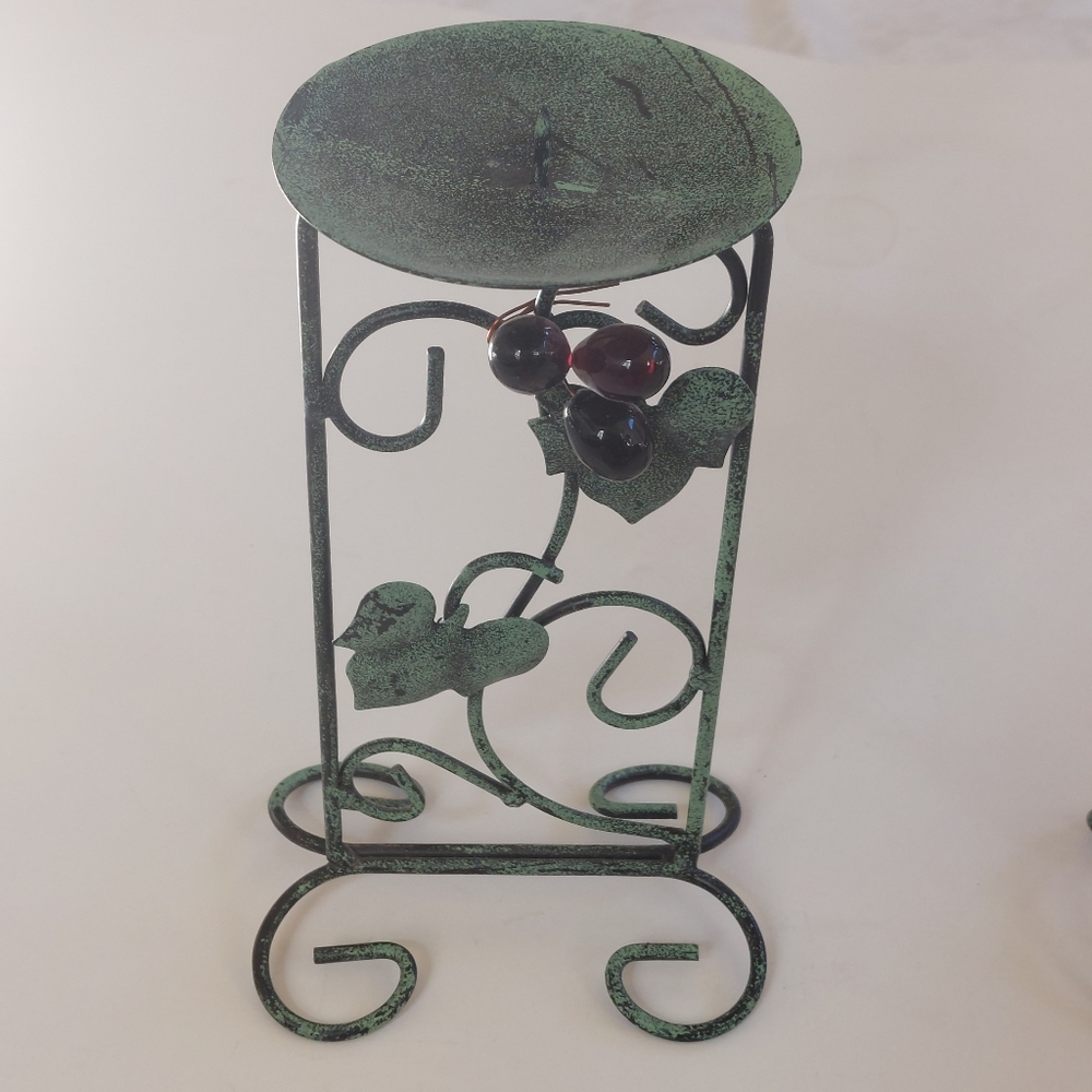 โจ๏ธLiteTyme 2 piece grape candleholder set - Picture 4 of 10